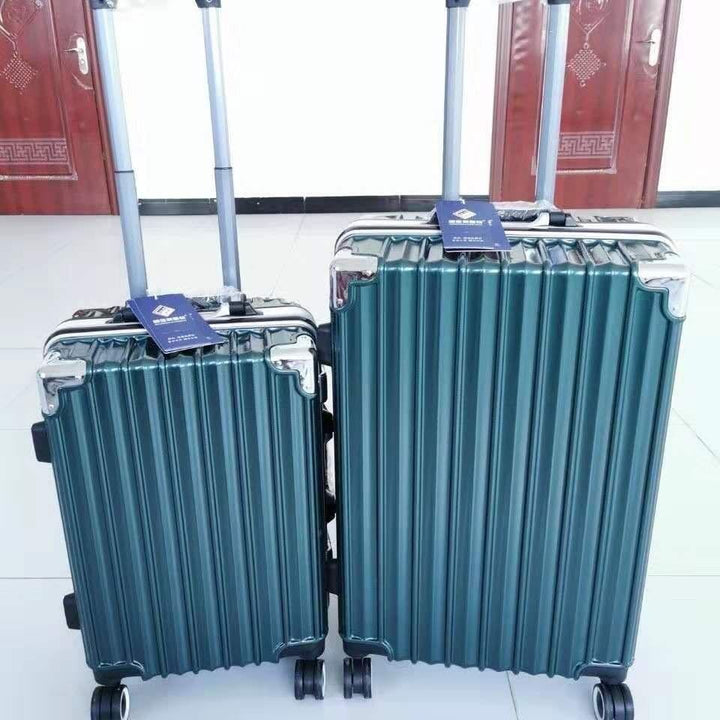 Hard-shell suitcase Stornfield