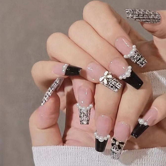 Artful Nail Art with Cute Bunny Pattern Cold Stornfield