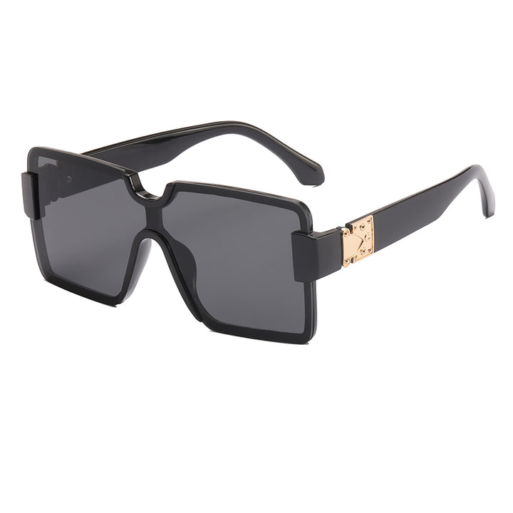 Ladies oversized sunglasses with unique frame Stornfield