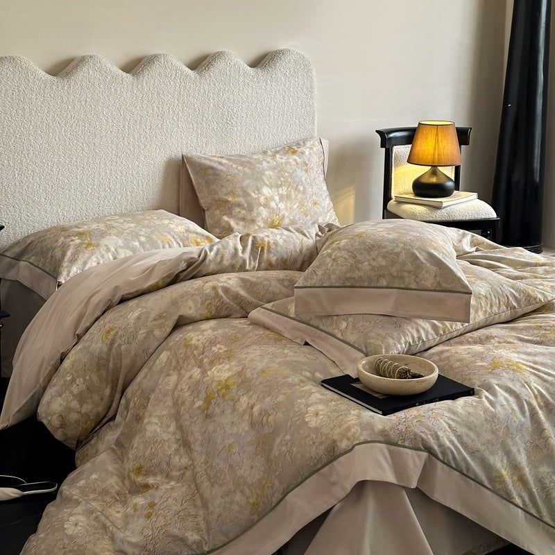 Satin bedding set with floral watercolor pattern and fine hem