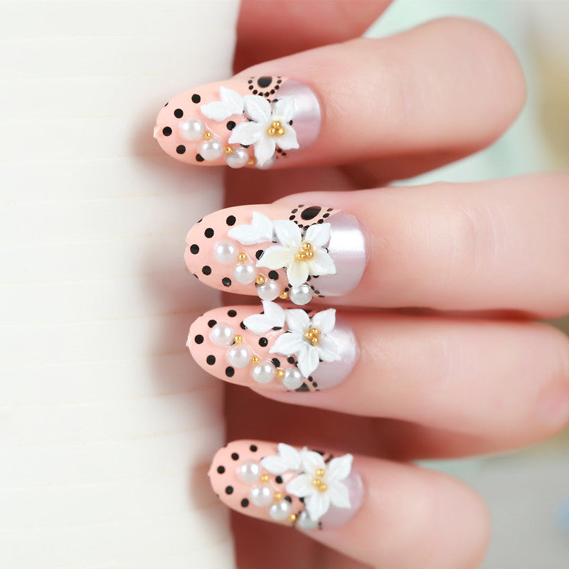Floral-Embellished Press-On Nail Art Set