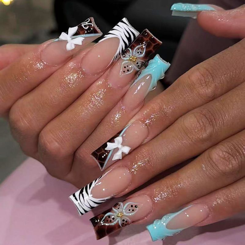 Artisan Decorative Nail Tips Stornfield