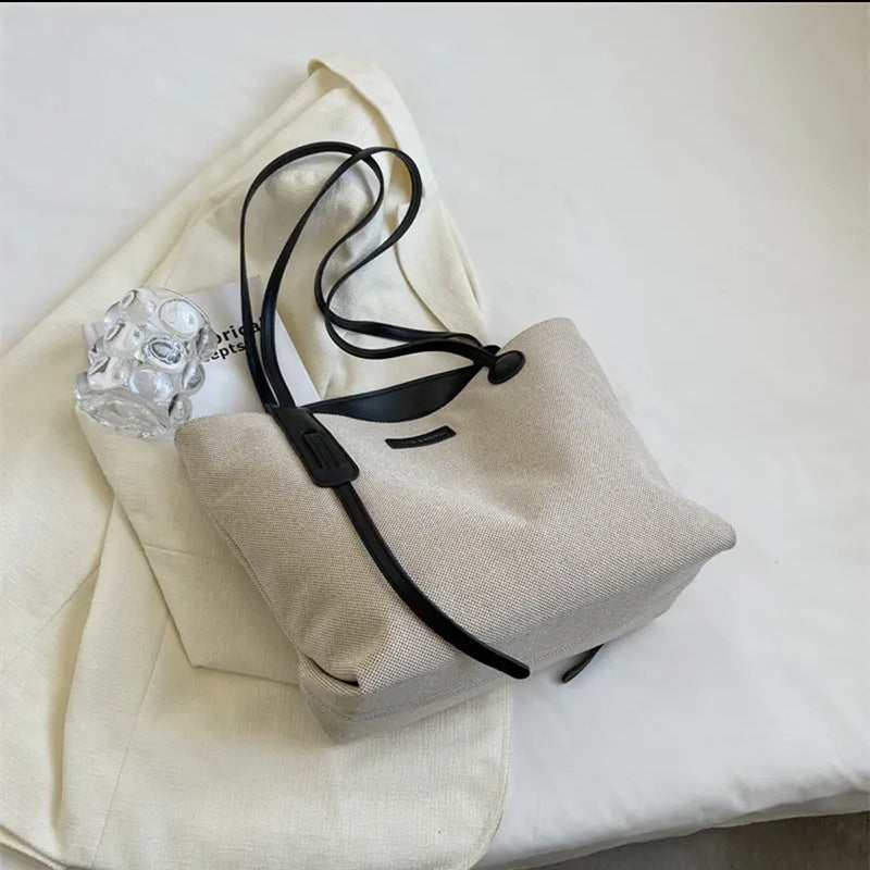 Minimalist Everyday Tote Stornfield