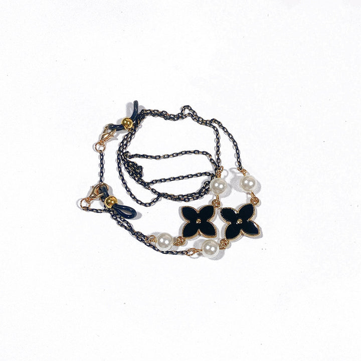 Elegant and Filigree Jewelry Band Stornfield