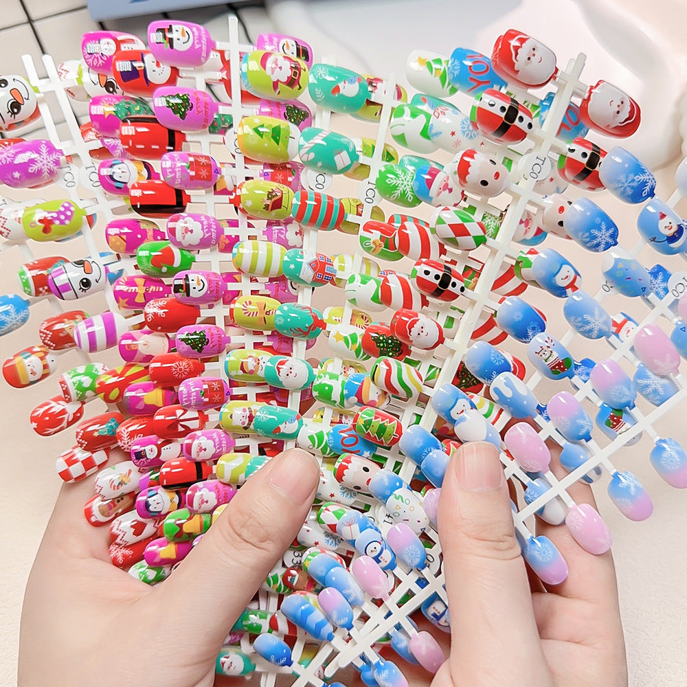 Children's Fun Holiday-Themed Fake Nail Set Stornfield