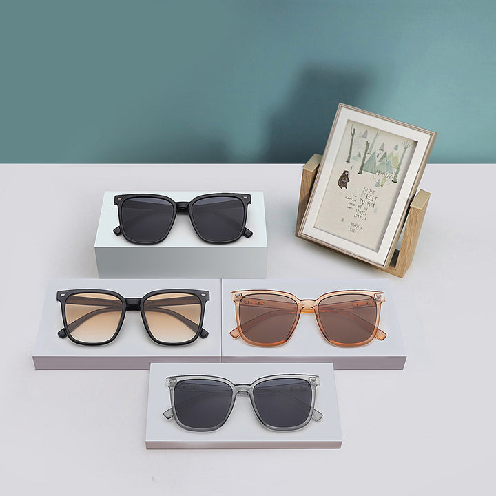 Women's Designer Sunglasses in Casual Stylish Frame Stornfield