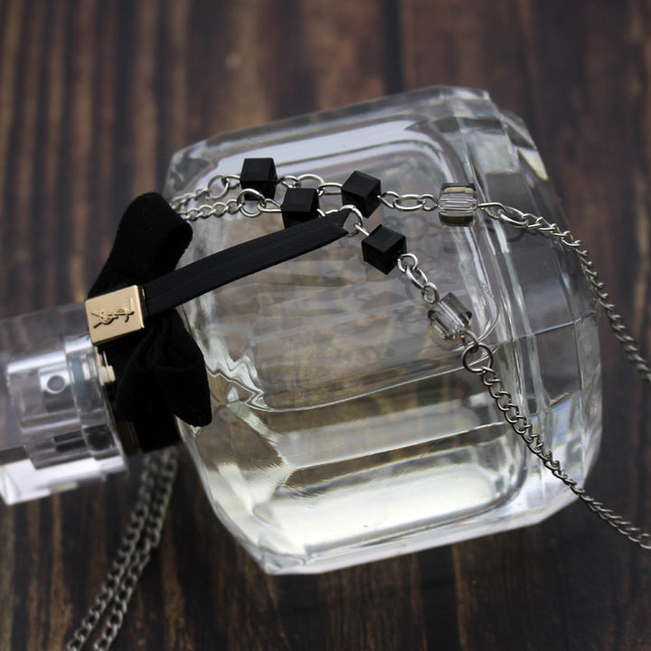 Fashionable glasses holder chain with elegant details Stornfield