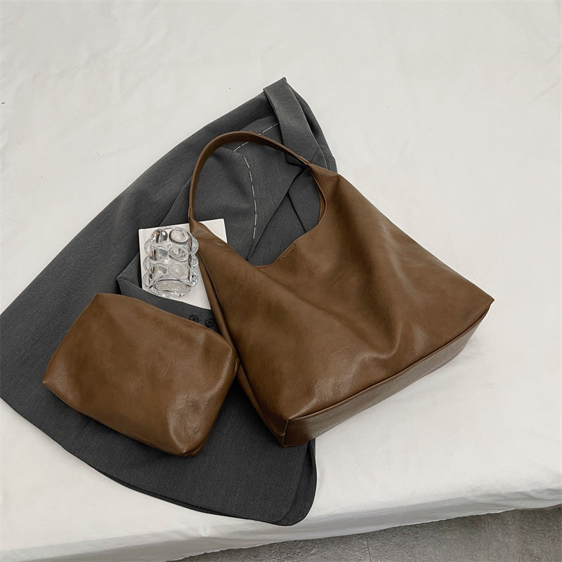 Minimalist Leather Tote Stornfield