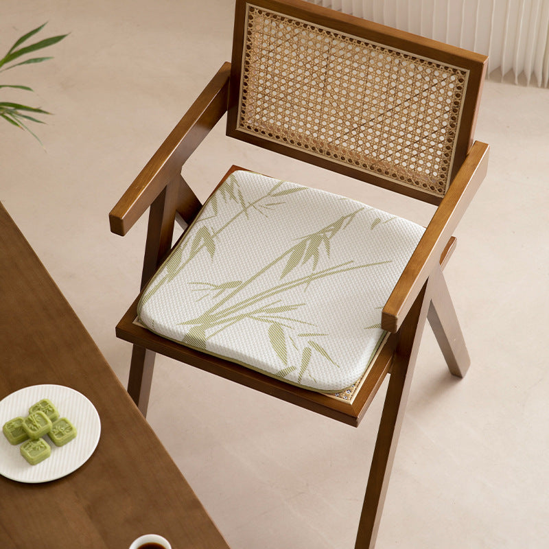 Padded seat cushion with ergonomic foam core and breathable mesh cover