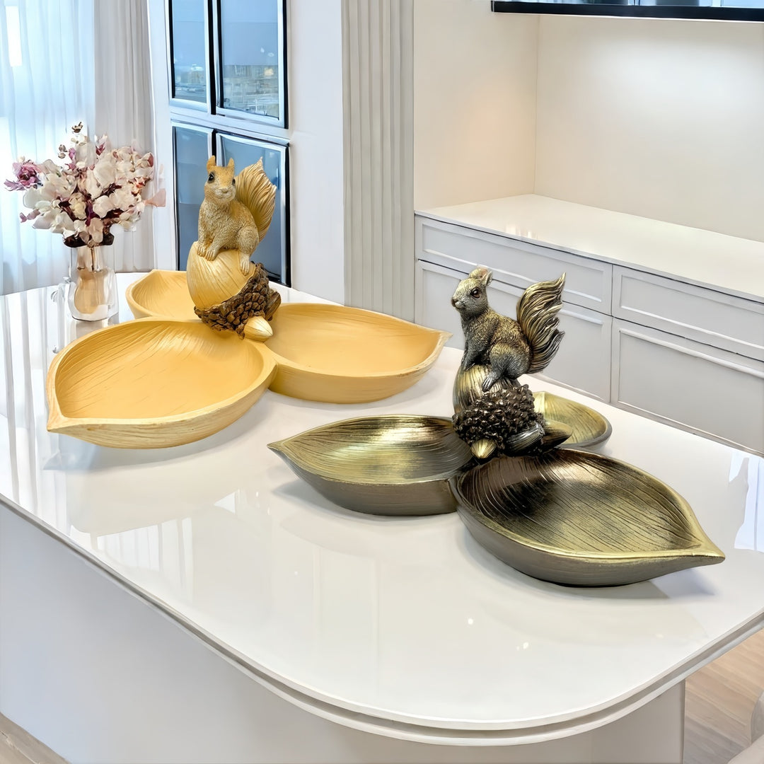 Decorative bowl with squirrel motif Stornfield