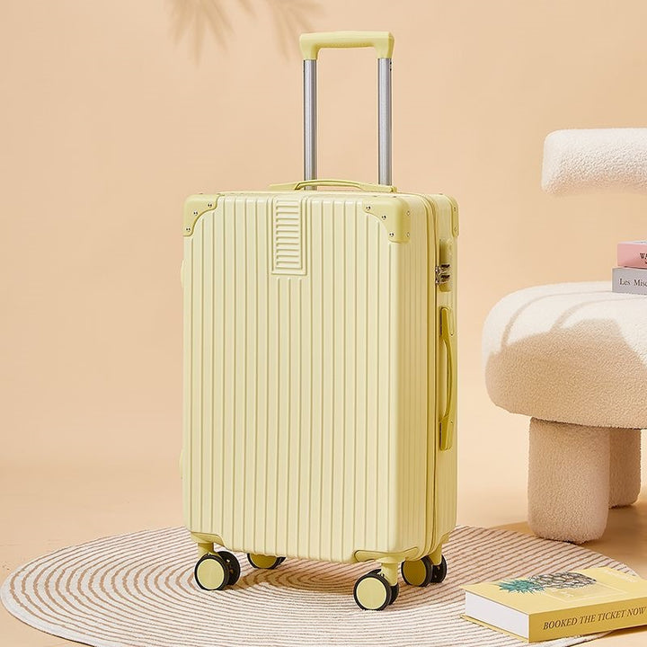 Hard-shell suitcase with double safety lock and flexible interior Stornfield