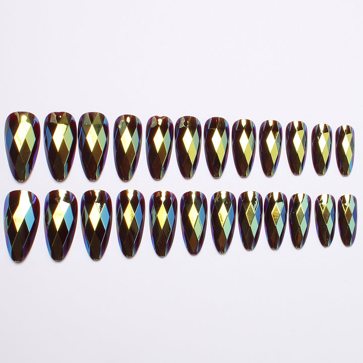 Diamond-Shaped Press-On Nail Set Stornfield