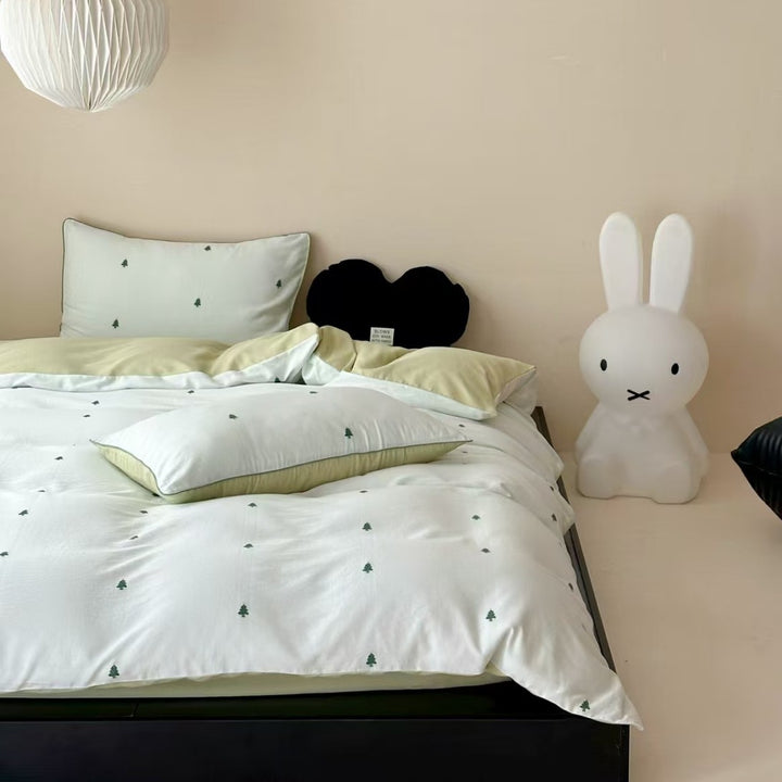 Reversible Cotton Star-Print Duvet Cover Set with Pillow Shams