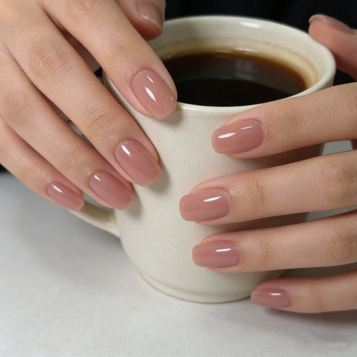 Artificial nails in elegant, natural style Stornfield