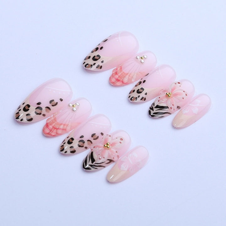 Chic Floral Design Press-On Nail Set Stornfield