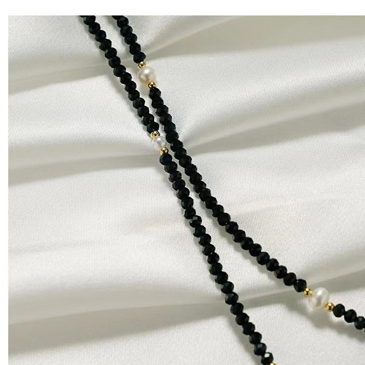 Elegant Beaded Eyewear Chain Stornfield