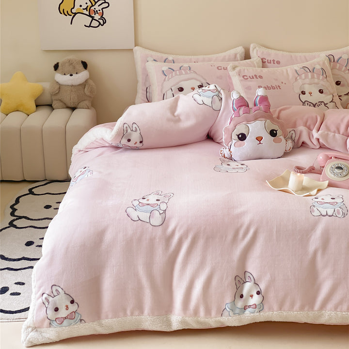 Children's bedding set with teddy fleece trim and cute panda & bear motifs