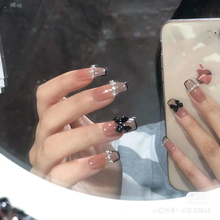 Artful and elegant acrylic nails Stornfield