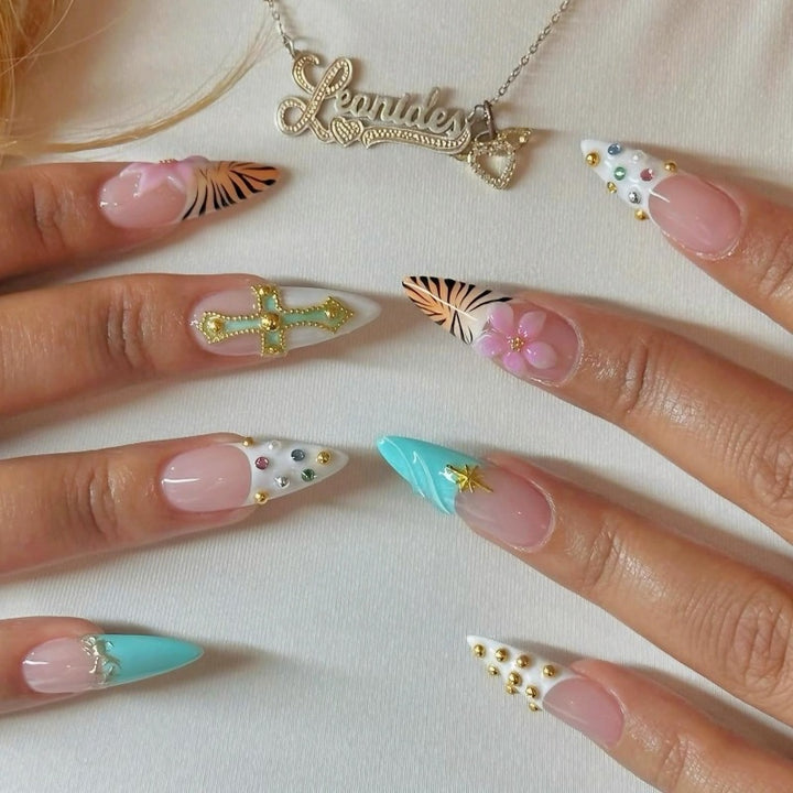 Animal-Inspired Press-On Nail Art Set Stornfield