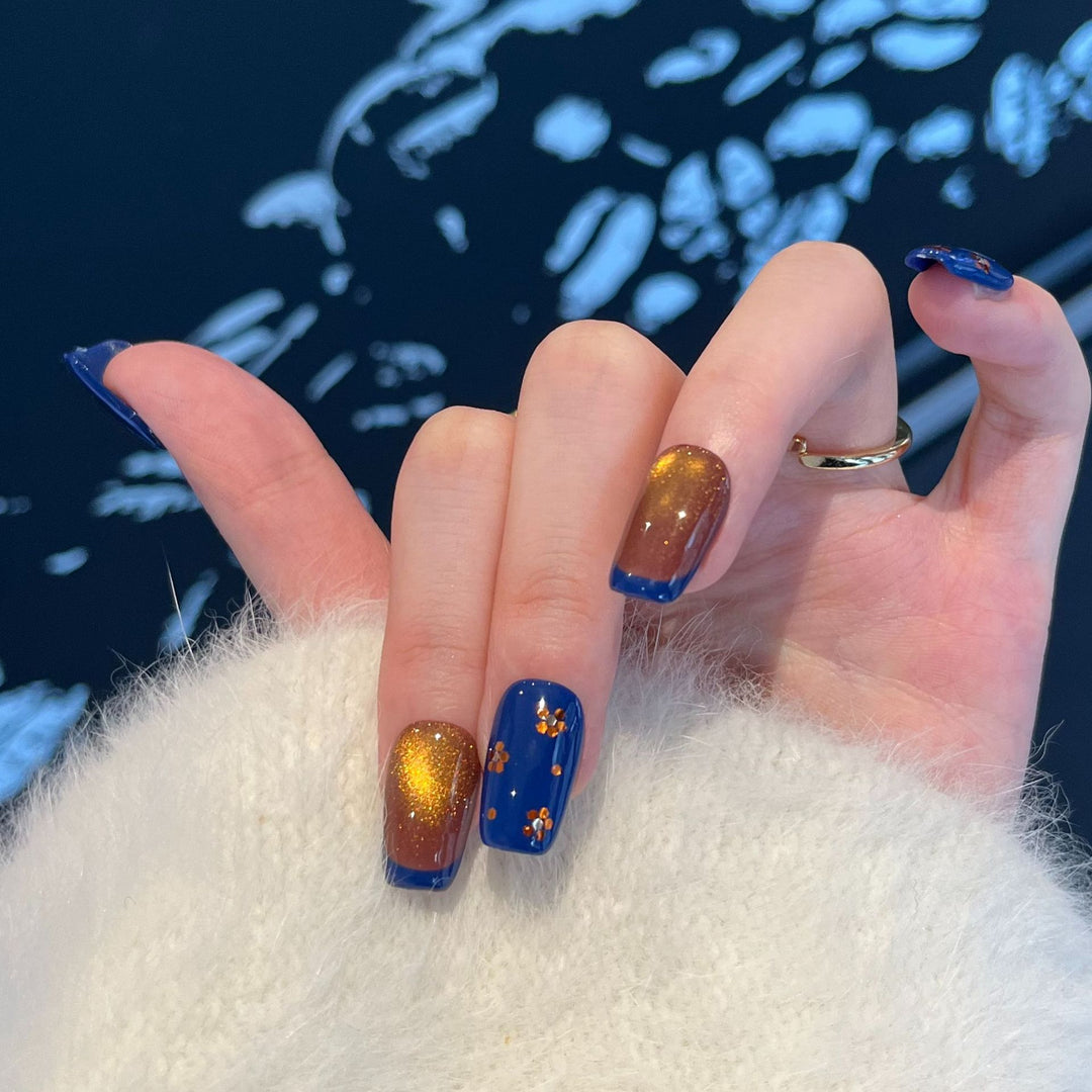Decorative Press-On Nail Art Set with Glitter and Floral Accents Stornfield
