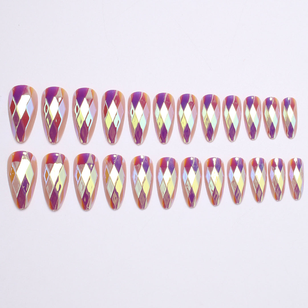 Diamond-Shaped Press-On Nail Set Stornfield