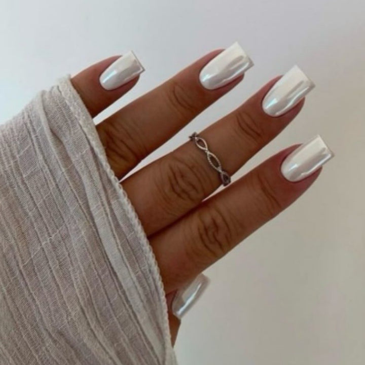 Premium Glossy Press-On Nail Art Set Stornfield