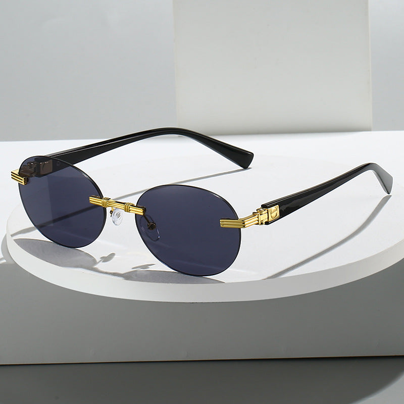 Women's fashionable sunglasses with transparent frame and flexible nose pad Stornfield