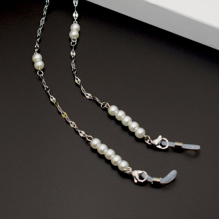 Decorative Pearl-Linked Eyewear Chain Stornfield