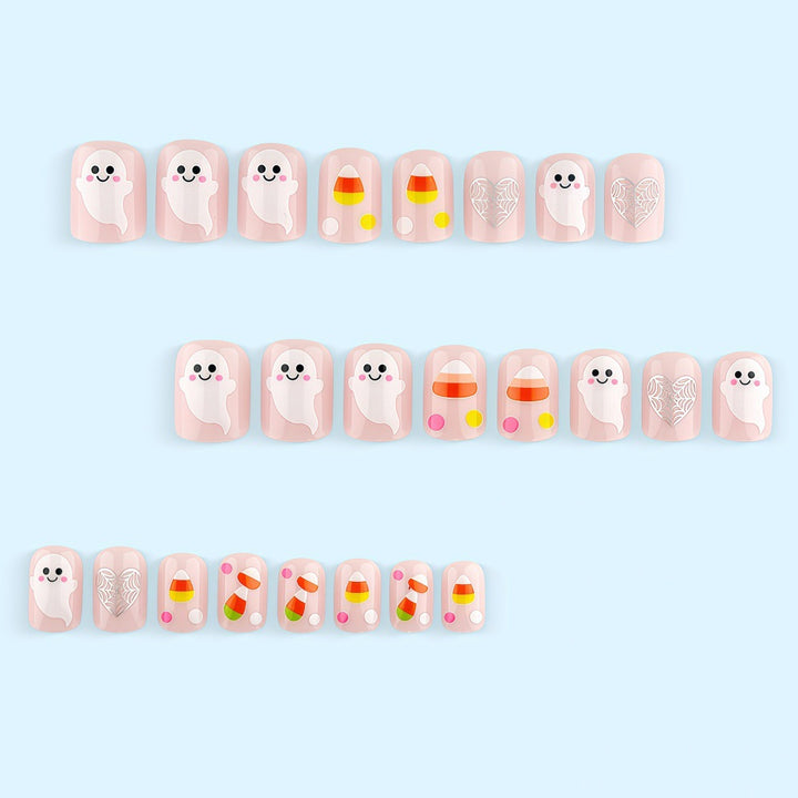 Artificial nails for Halloween with cute ghost motifs Stornfield
