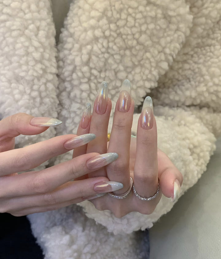 Artificial nails with holographic effect Stornfield