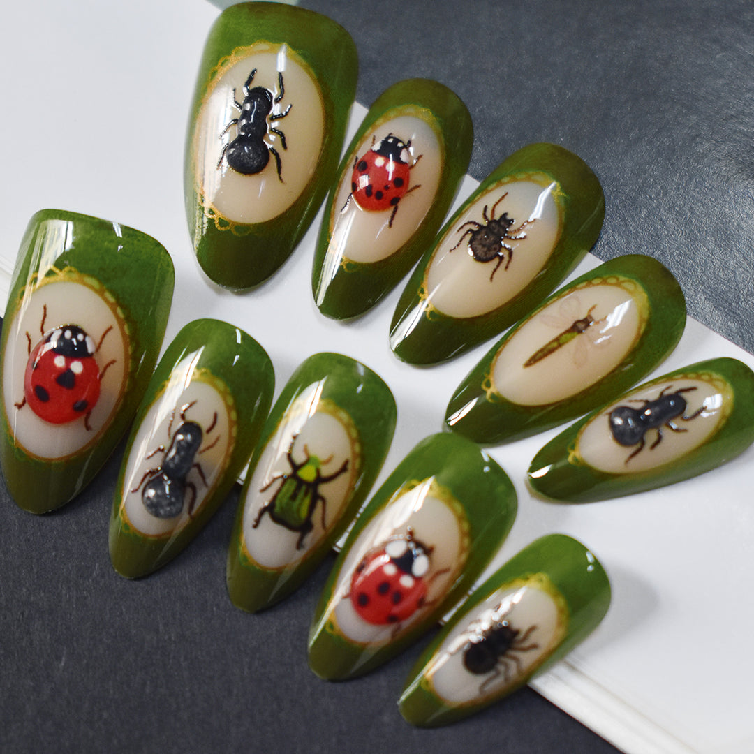 Artistic Insect-Embellished Press-On Nail Art Stornfield