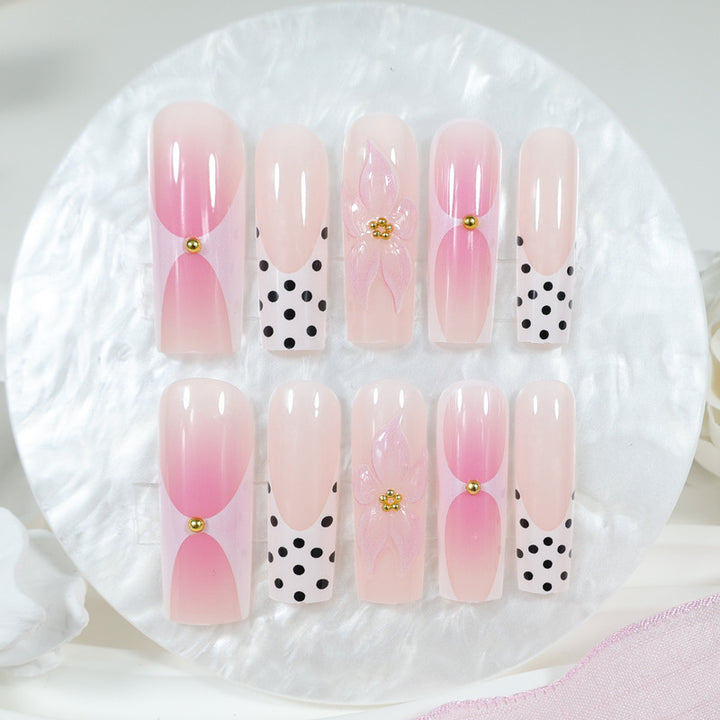 Artificial nail set with elegant flower and polka dot patterns Stornfield