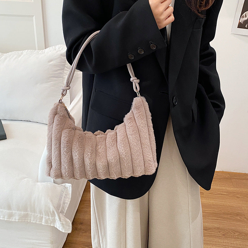 Luxurious Faux Fur Hobo Bag Stornfield