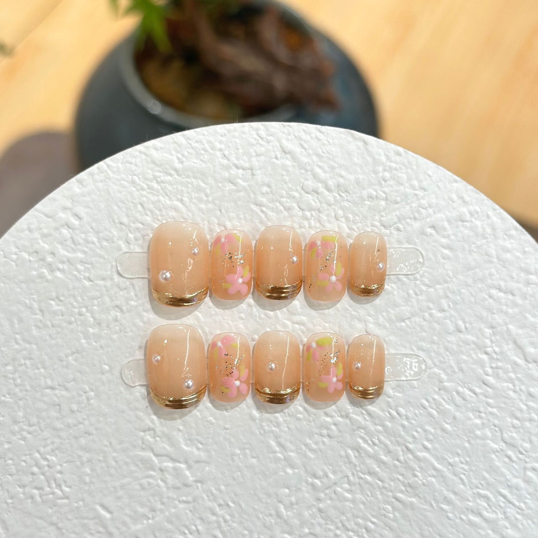 Floral-Accent Press-On Nail Set