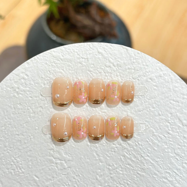 Floral-Accent Press-On Nail Set