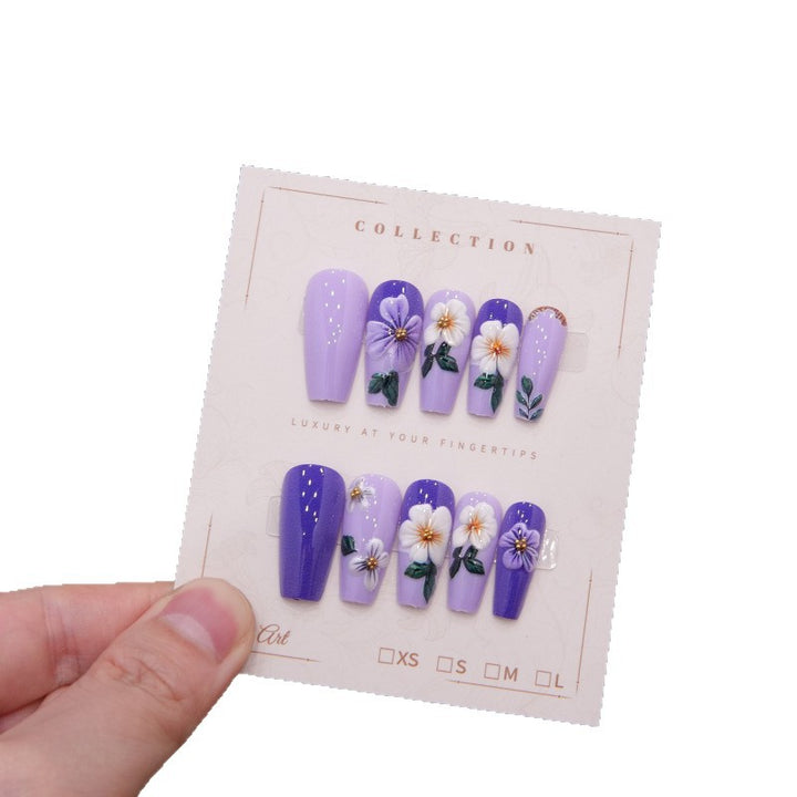 Floral Luxury Press-On Nail Art