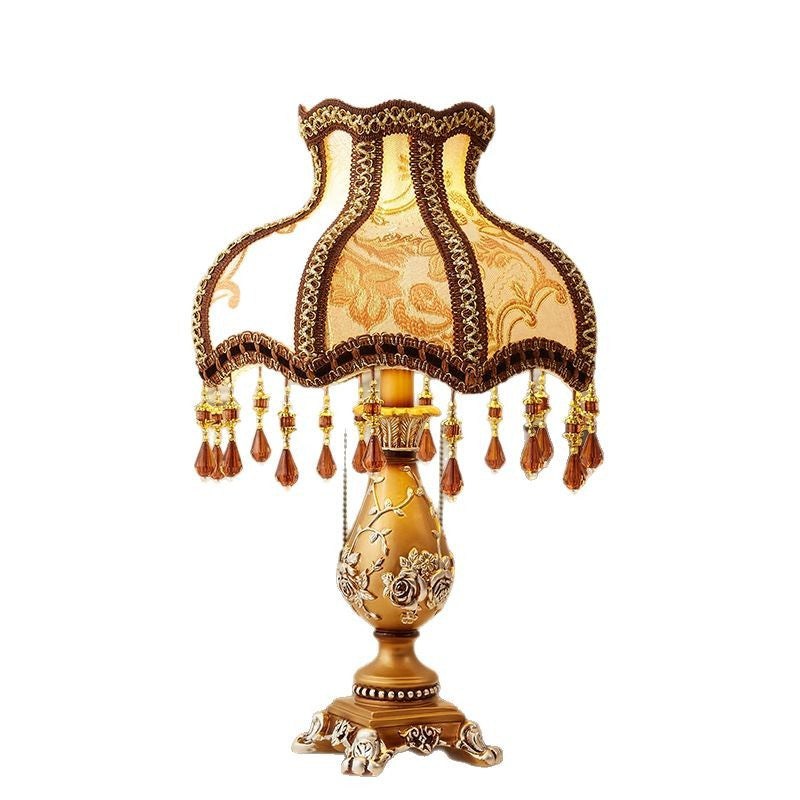 Vintage Floral Table Lamp