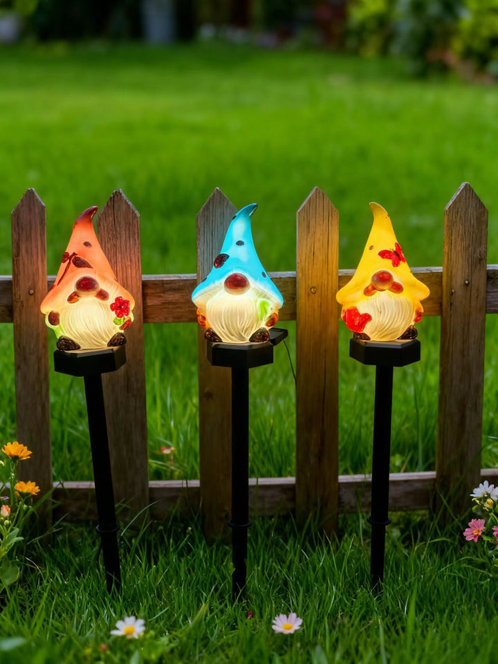 Whimsical Solar-Powered Squirrel Garden Stake Light With Integrated Solar Panel And Warm LED Glow Stornfield