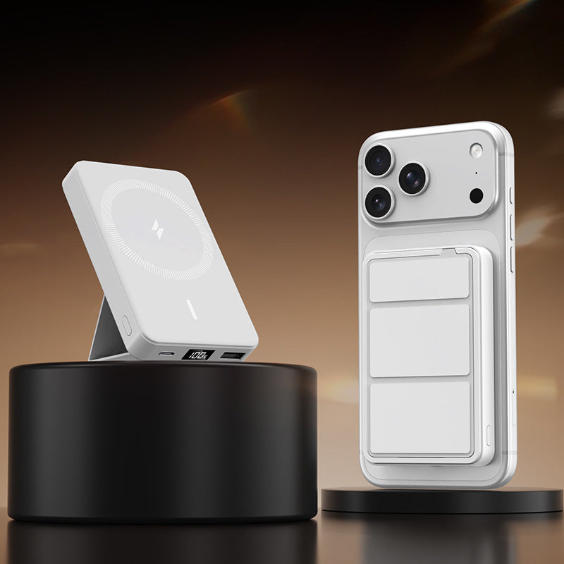 High-performance wireless charger with fast magnetic closure Stornfield