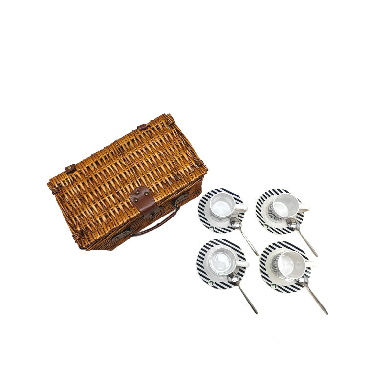 Women's picnic basket with integrated dish set and stylish details Stornfield