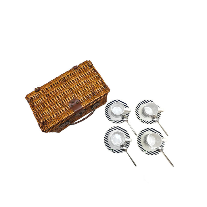 Women's picnic basket with integrated dish set and stylish details Stornfield