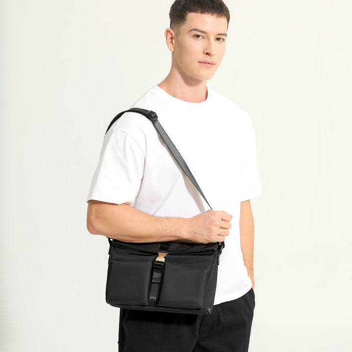 Versatile Dual-Pocket Crossbody Bag Stornfield