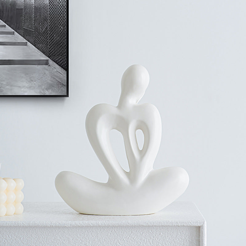 Elegant Love Sculpture Stornfield
