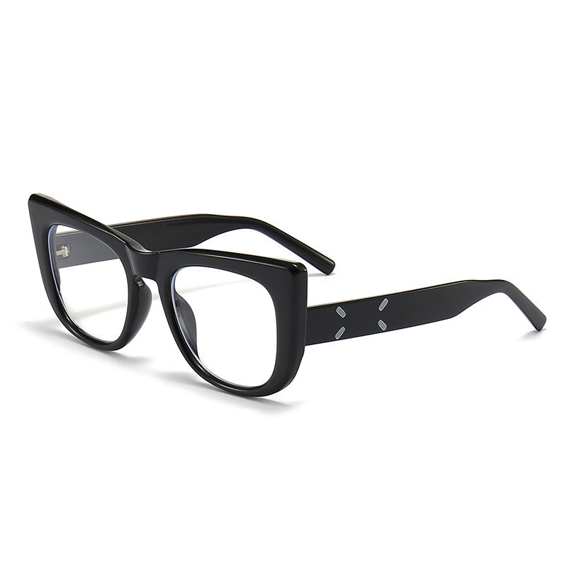 Women modern oversized sunglasses in unique design Stornfield