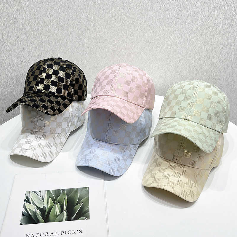 Women's Stylish Checkered Pattern Baseball Cap Stornfield