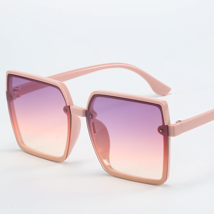 Women Oversized Sunglasses with Square Frame Stornfield