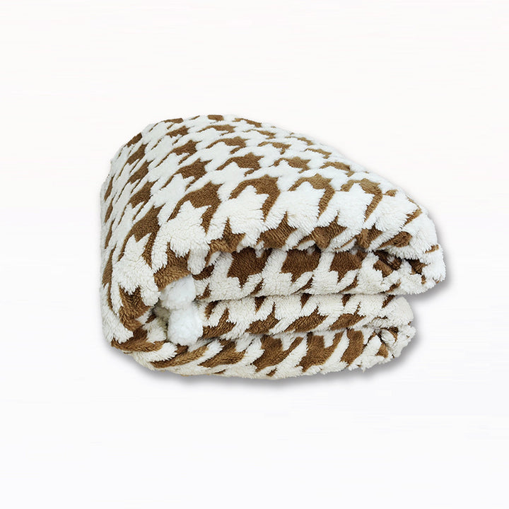 Ladies cuddle blanket with unique houndstooth pattern Stornfield