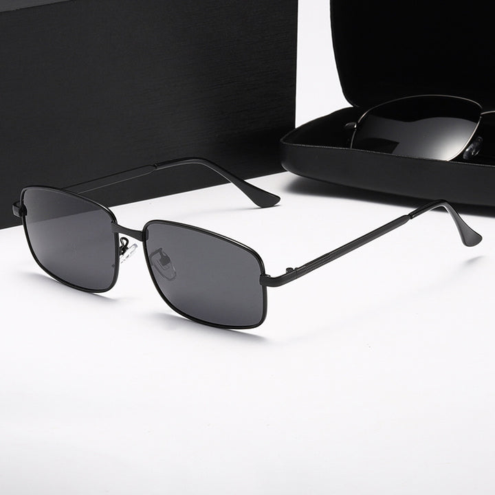 Women's fashionable square sunglasses with elegant frame Stornfield