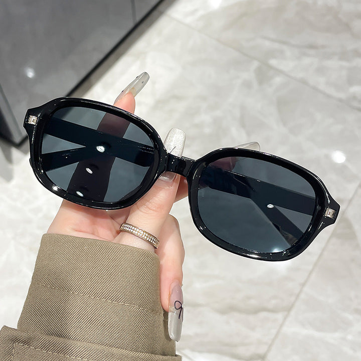 Ladies Fashion Sunglasses in Retro Style Stornfield