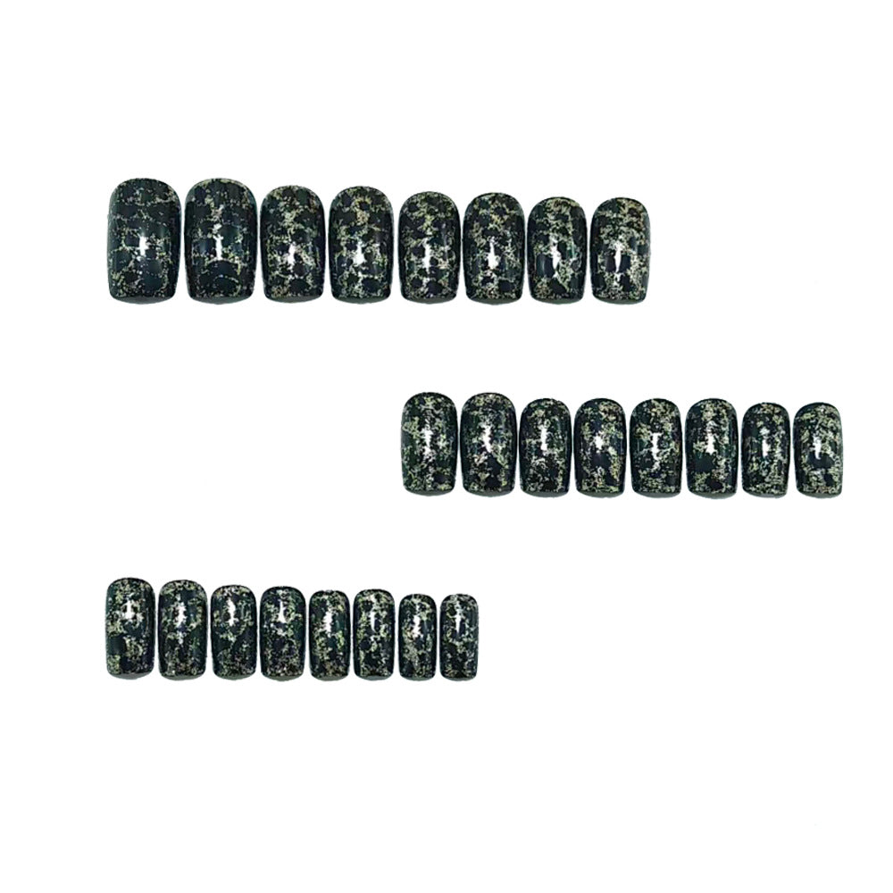 Artificial Nails in Elegant Leopard Design Stornfield